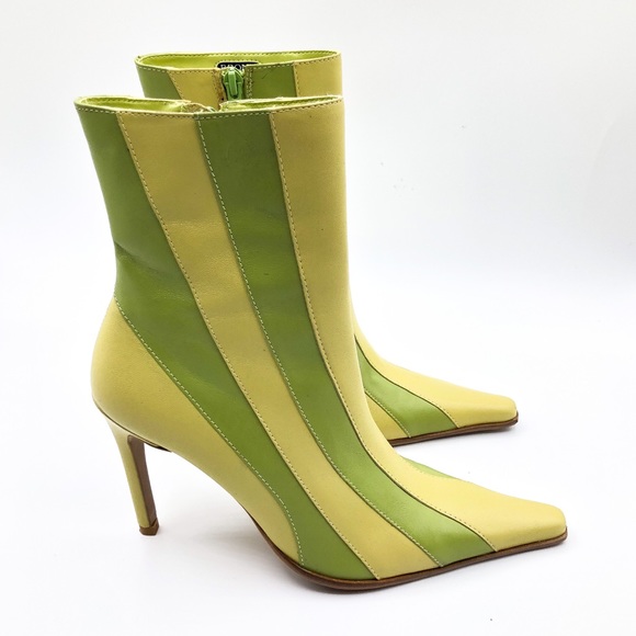 Vintage Shoes - BRONX European ‘Helene’ Leather Ankle Boots